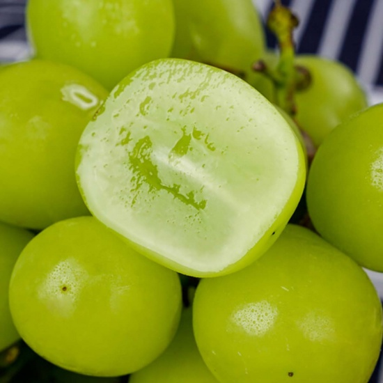 Nho xanh  không hạt/Kg